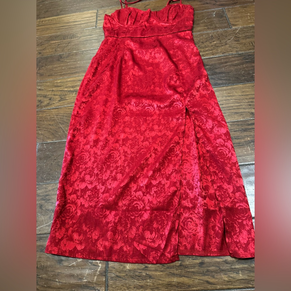 Princess Polly Deep Diva Red Silky Midi Dress Size 4 - Picture 3 of 6